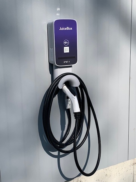NAPA EV - WALL1